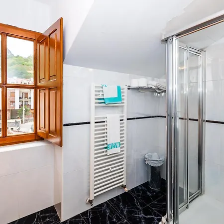 Pensjonat Casa Mino Pola de Somiedo